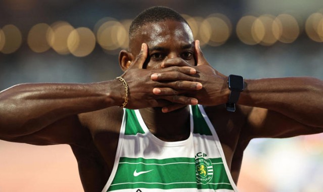 短跑名将埃斯梅模仿哲凯赖什庆祝：我不会辜负这个动作的意义