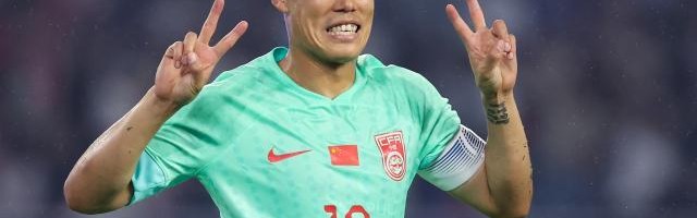 开云kaiyun平台-超龄球员神勇！谭龙2球刘洋2助 男足重拾头球优势